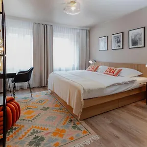 Lux 2*, München Duitsland